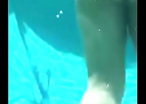 Underwater engulfing
